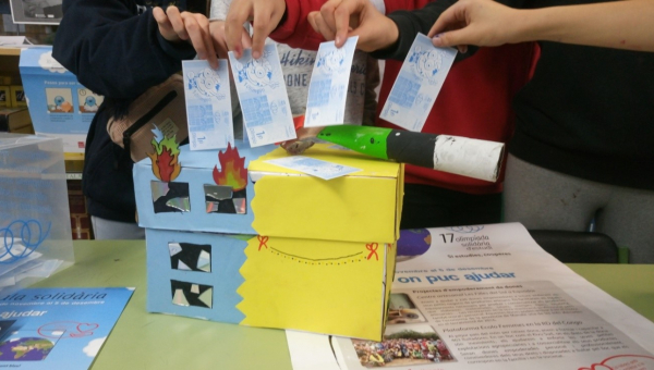 La Biblioteca Descartes, de Barcelona, presenta 5 trabajos al III concurso de urnas